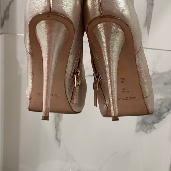 Marciano Women’s peep toe booties - Picture 3 of 4